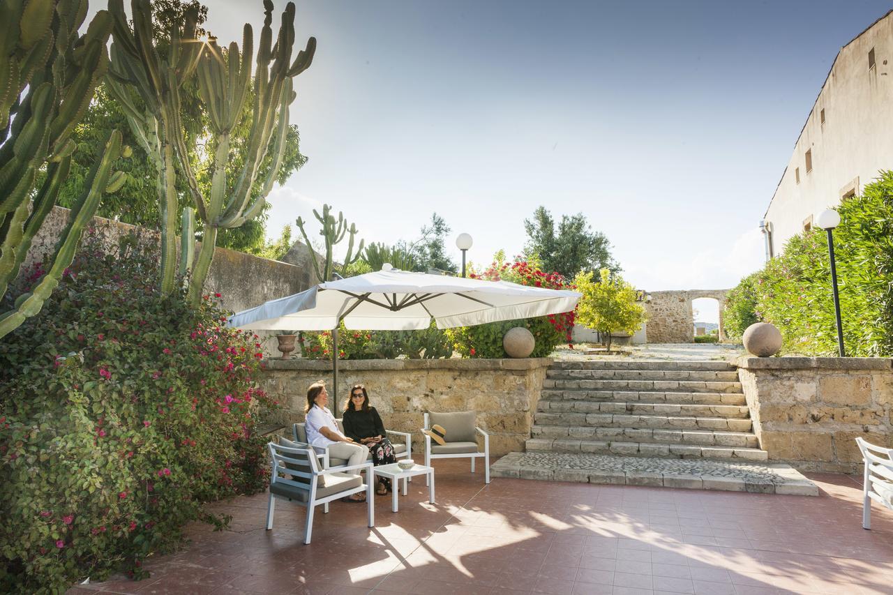 Hotel Villa Favorita Noto Exterior foto